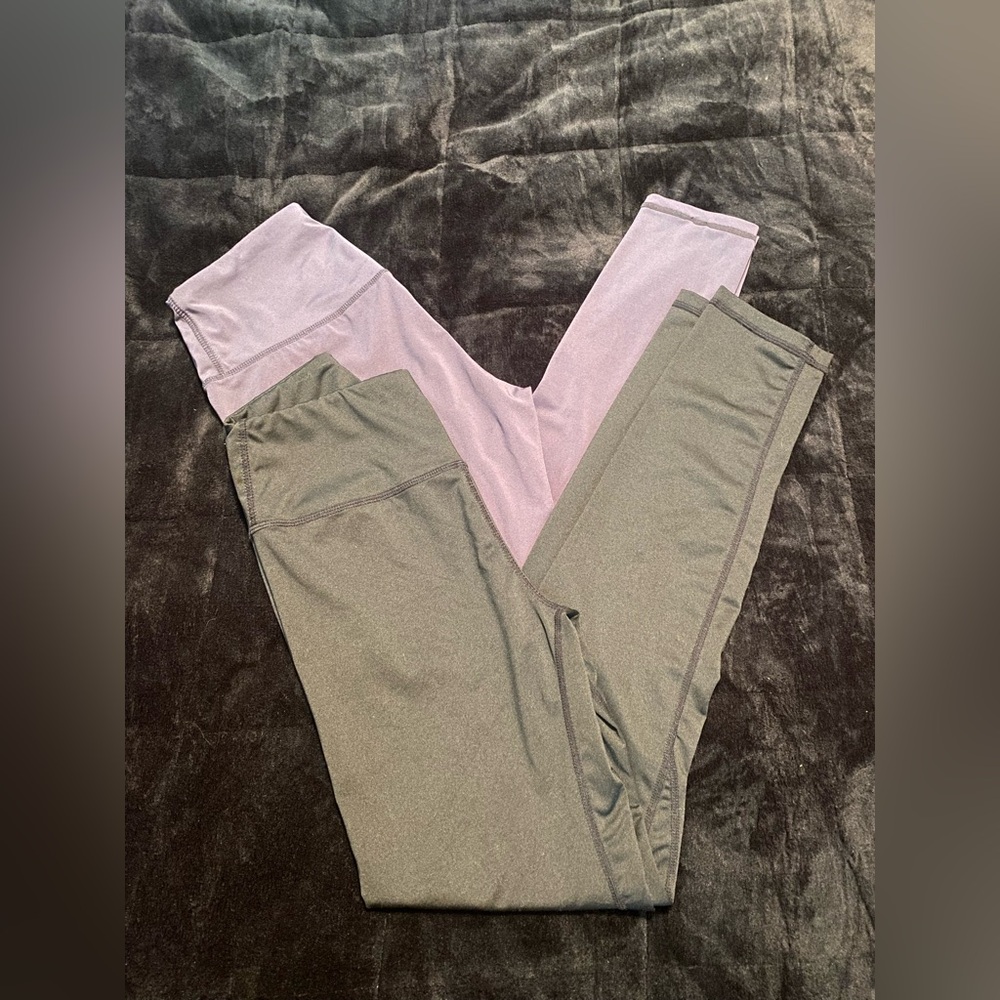 Women's Two-Pack Leggings - Black and Gray